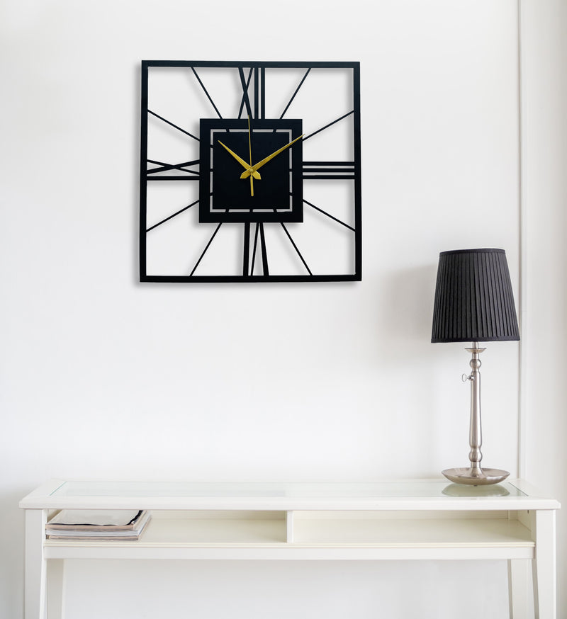 stylish wall clock black color
